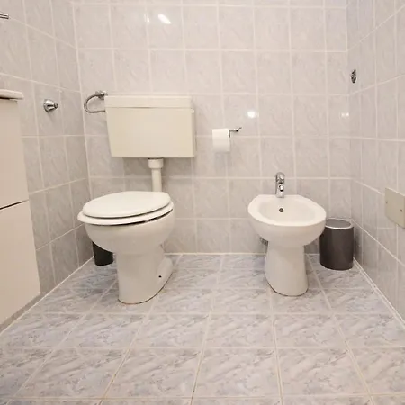 Ferienwohnung In Mit Eigenem Balkon - B59528 Baška