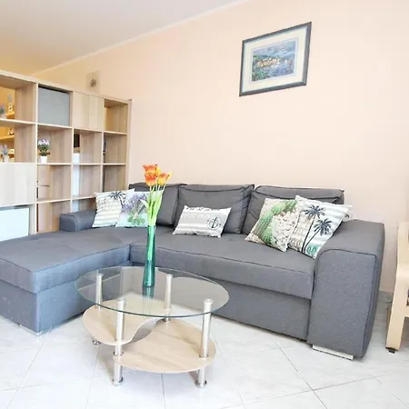 Ferienwohnung In Mit Eigenem Balkon - B59528 Lägenhet *
