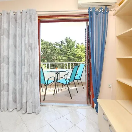 Ferienwohnung In Mit Eigenem Balkon - B59528 Lägenhet Baška